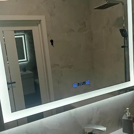 стильные с прекрасным видом на море и Four Seasons Apartment
