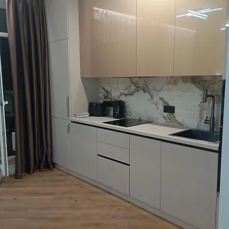 стильные с прекрасным видом на море и Four Seasons Apartment